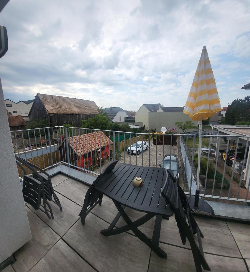 Au Gre De L'Ill 'L'Ill' Apartman Horbourg Kültér fotó